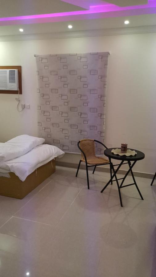 Al Shadi Apartments Yanbu Exterior photo